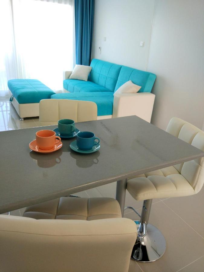 Blue Apartment In 5* Ceasar Resort Trikomo Eksteriør bilde